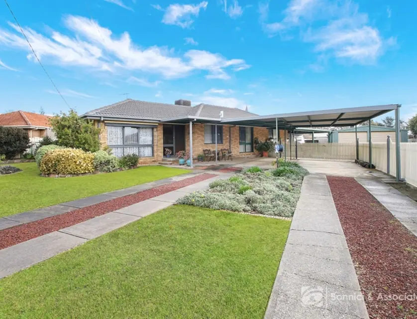 11 Sunnyside Crescent, Walla Walla, Riverina, 4 Bedrooms, 1 Bathrooms, House