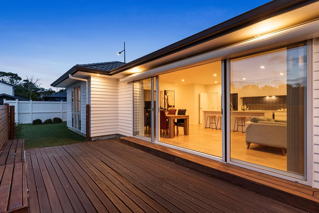 Kumeu 4 Slaapkamer NOW SHARPLY PRICED - MUST BE SOLD!