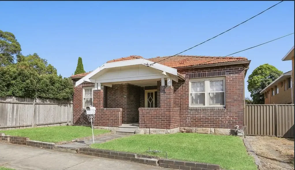 Spacious 3-Bedroom Home in Convenient Bexley Location