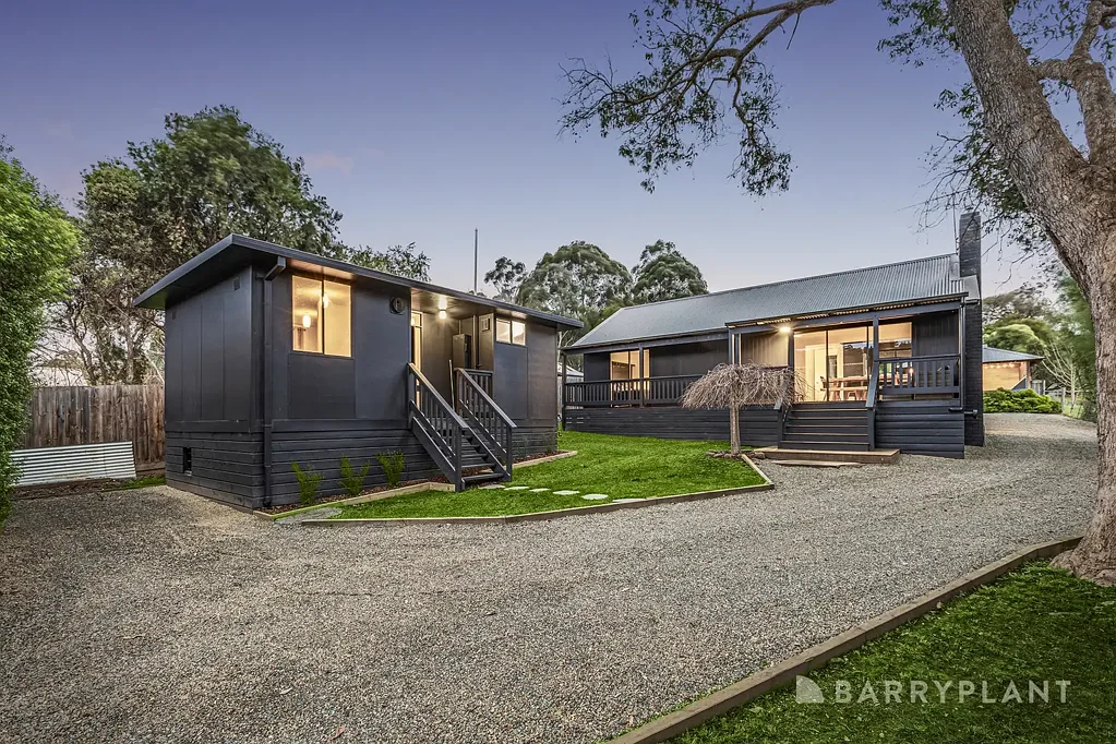 Lilydale 3房  Dream retreat with bungalow.