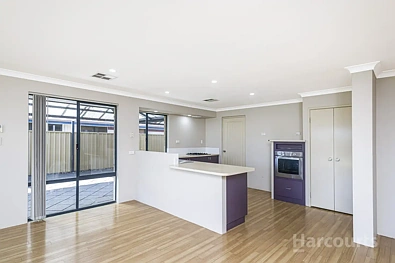 22 Wyatt Road, Hocking, WA 6065, 4房, 2浴, House