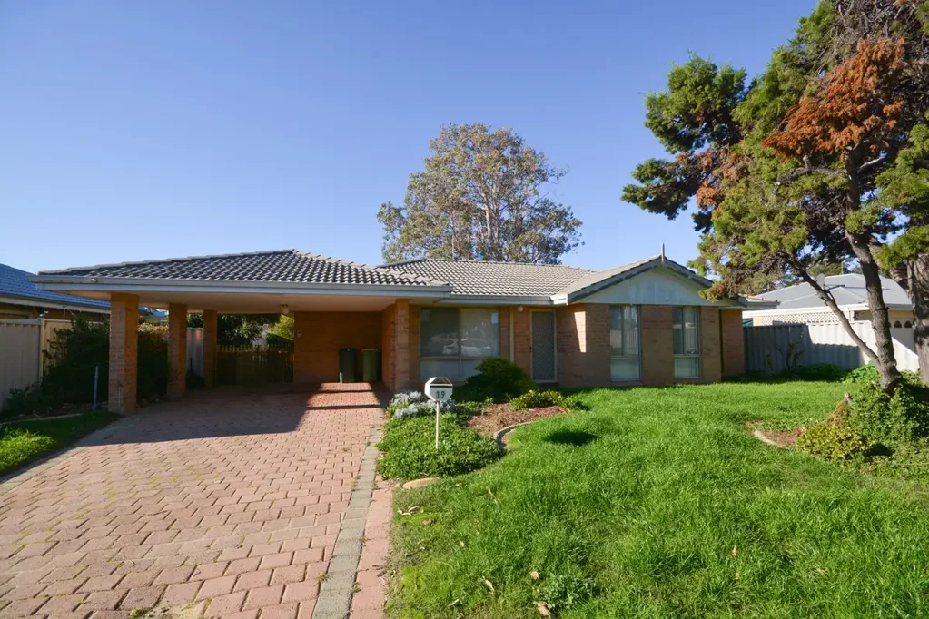 Spacious Family Living in Sought-After Erskine.