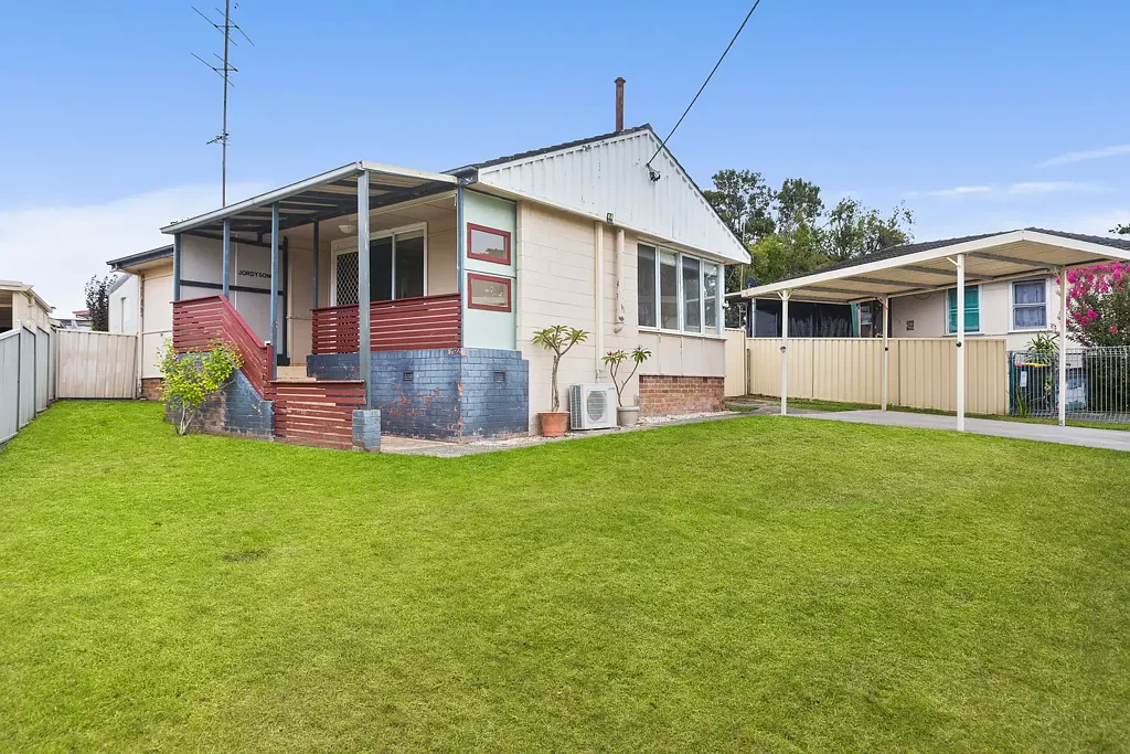 48 Leawarra Avenue, Barrack Heights, NSW 2528