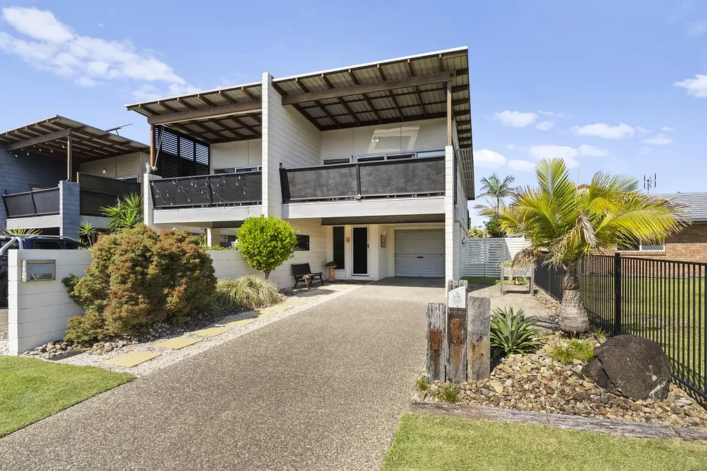 Pottsville 3chambre Coastal Lifestyle Duplex in Prime Location
