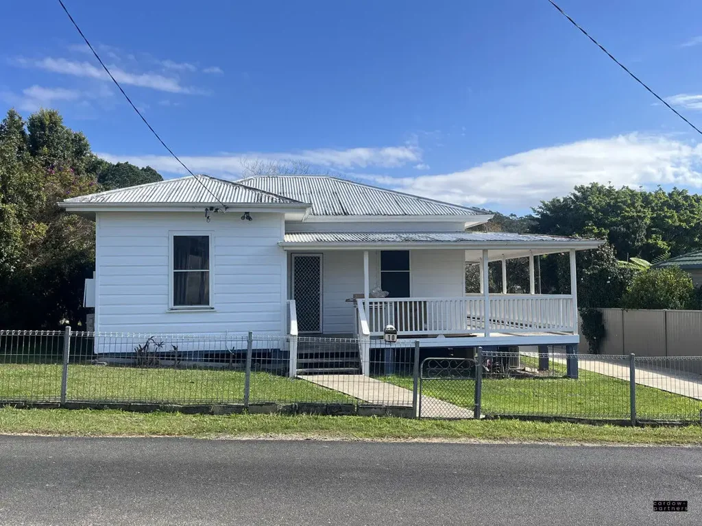FAMILY HOME IN THE HEART OF URUNGA