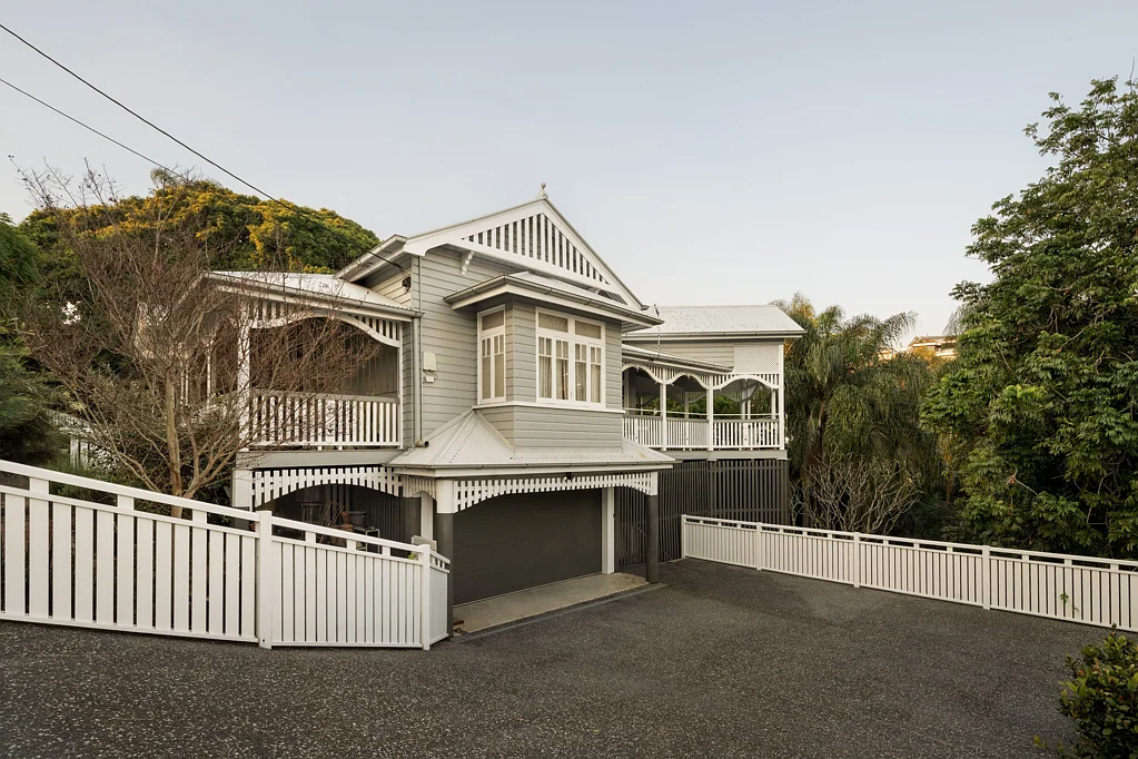69 Crescent Road, Hamilton, QLD 4007