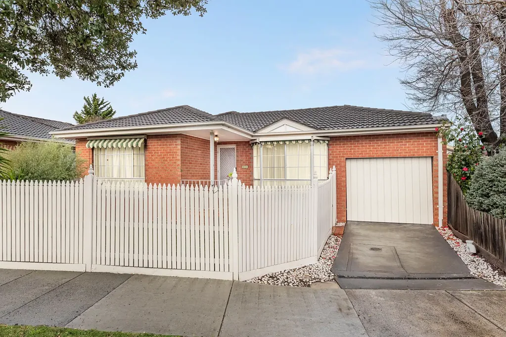 2/166-168 Poath Road, Hughesdale, VIC 3166