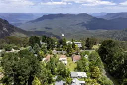 42 Olympian Parade, Leura