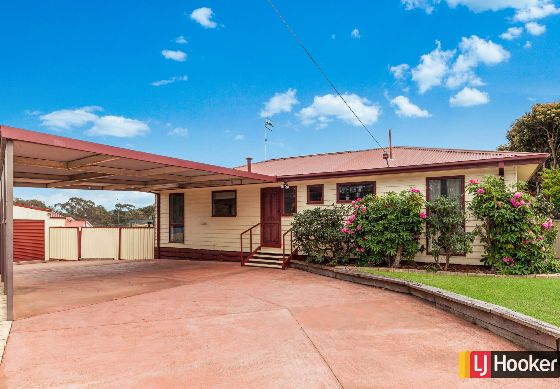 8 CATHERINE CT, BROADFORD VIC 3658, 0 Kuwarto, 0 Banyo, House