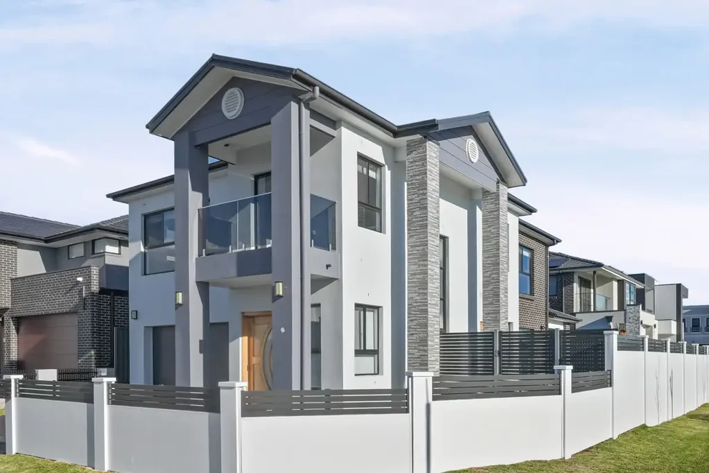 Catherine Field 5બેડરૂમ Exceptional Family Living with Modern Style & Versatility!