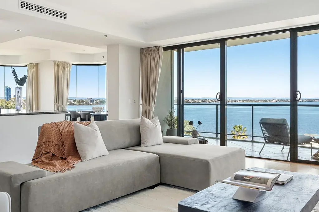 6/10 Kings Park Avenue, Crawley, WA 6009