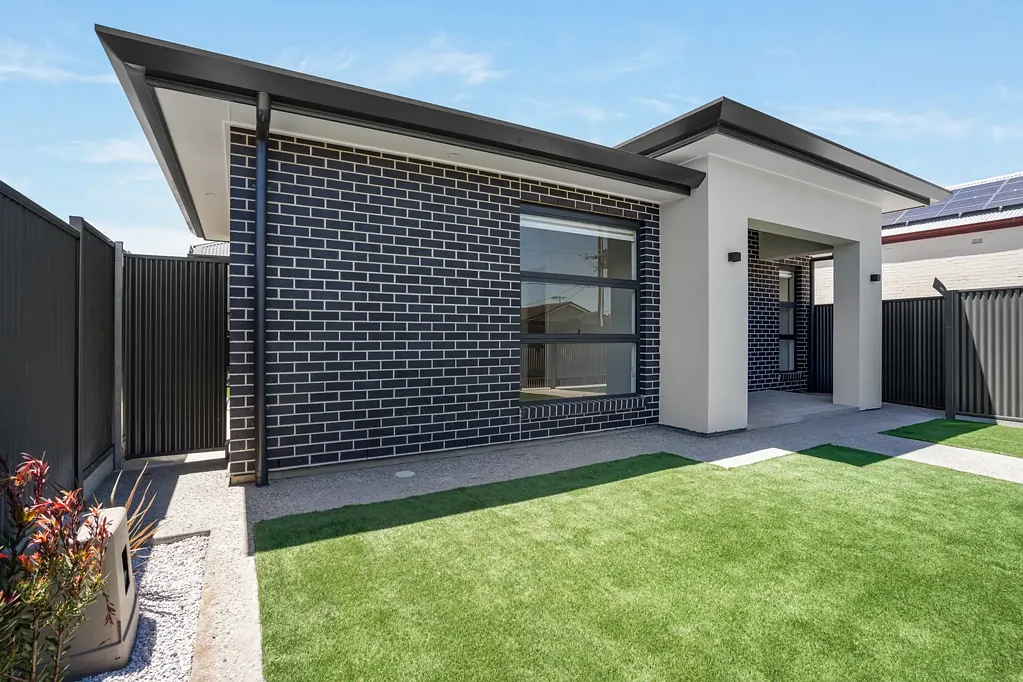 Modern Comfort & Coastal Charm in the Heart of Ethelton