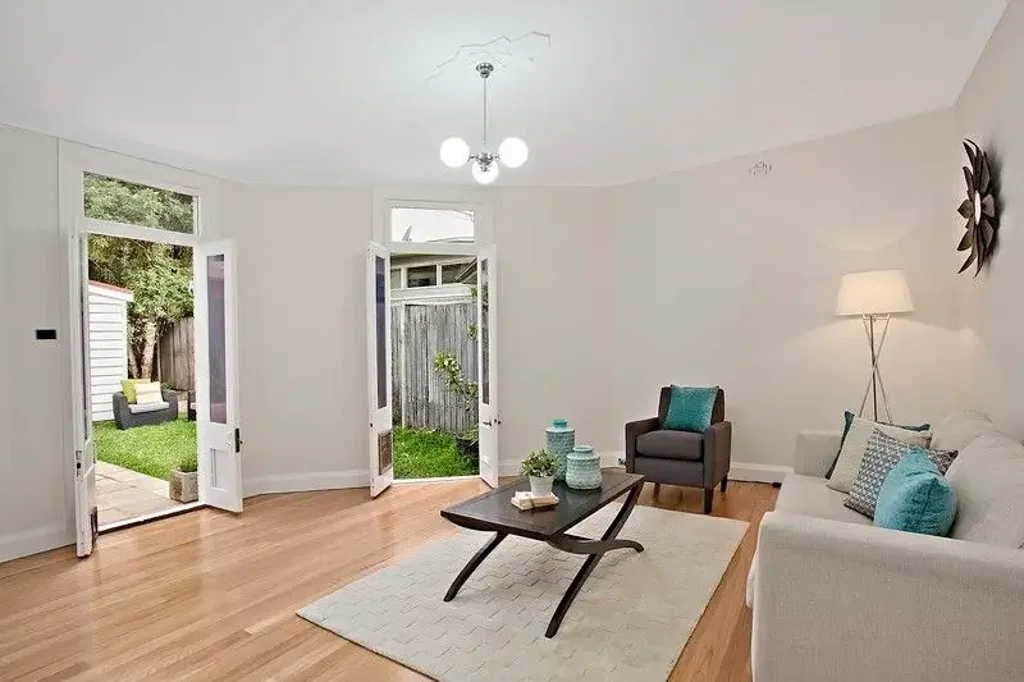 Charming Victorian Cottage in Prime Camperdown Location