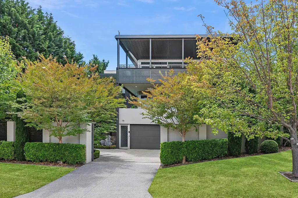 Mornington 4ਬੈੱਡਰੂਮ LUXURIOUS SOPHISTICATION