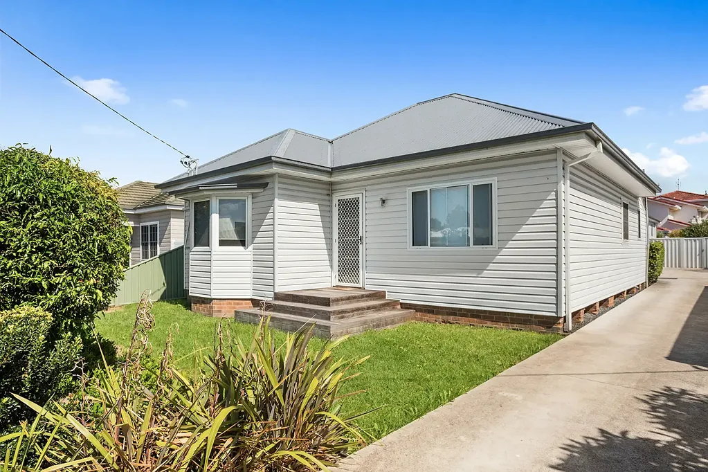 62A Storey Street, Fairy Meadow, NSW 2519