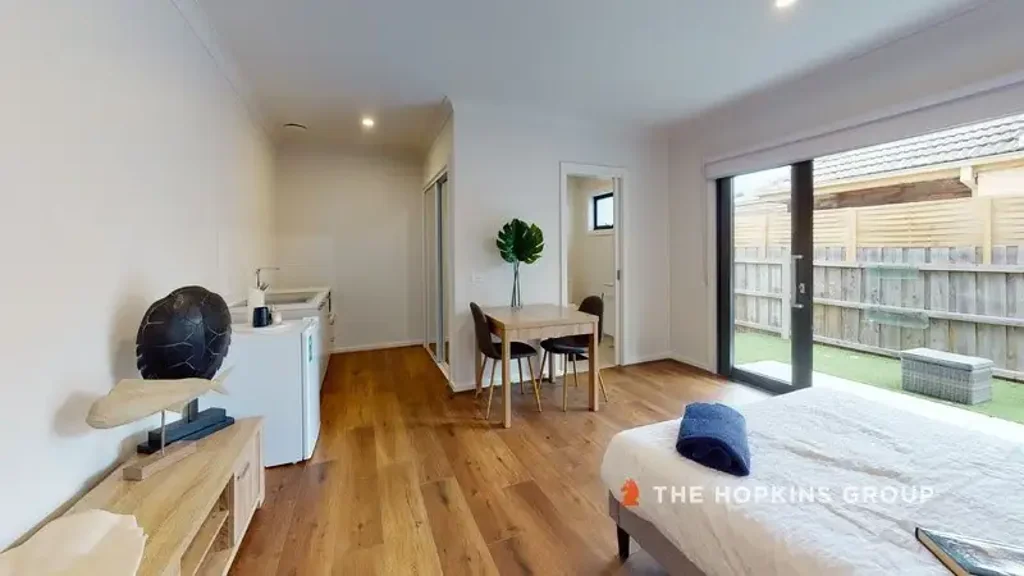 34 Railway Parade, Seaford, VIC 3198