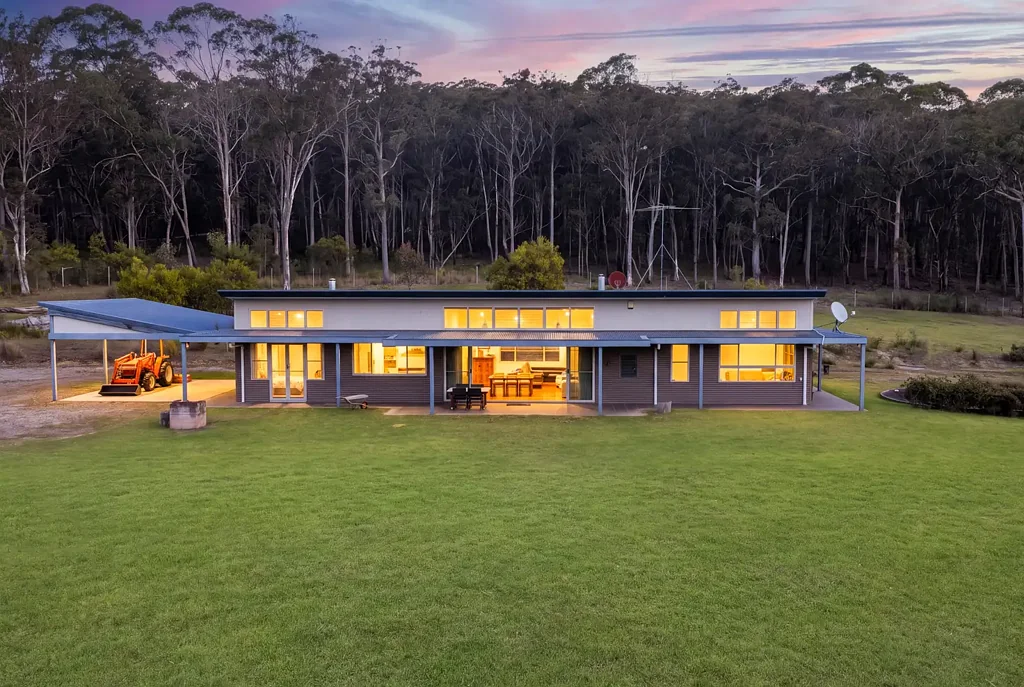 High Range 4Habitaciones YOUR OFF-GRID BUSHLAND ESCAPE - 127 ACRES CLOSE TO TOWN