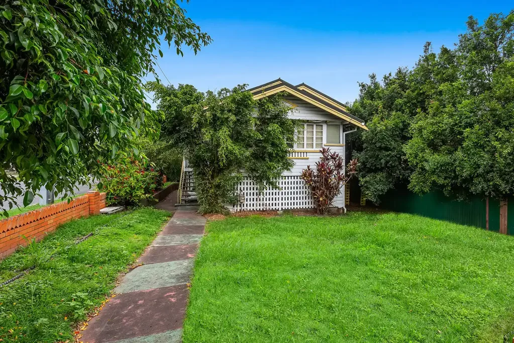Charming Family Cottage Less Than 5kms from CBD!