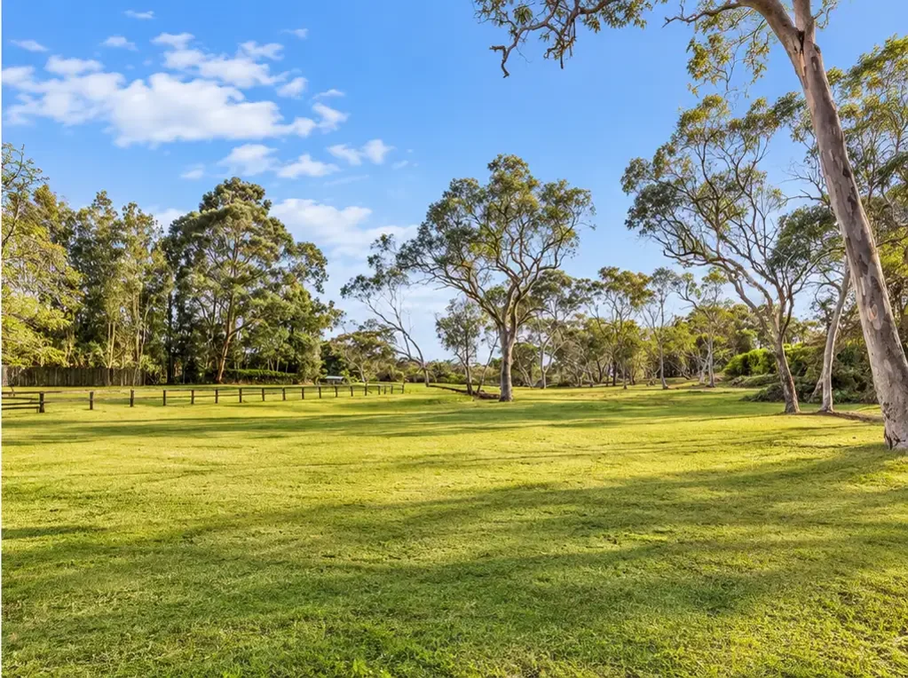 Belrose 3Habitaciones Exceptional Acreage Backing National Park
