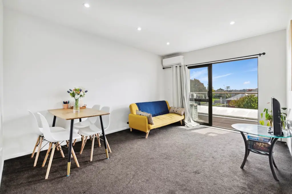 Papatoetoe 2Habitaciones Almost New In Golden Circle!