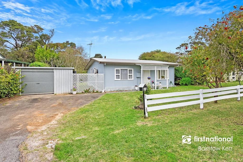 10 Leonora Street, Yakamia, WA 6330
