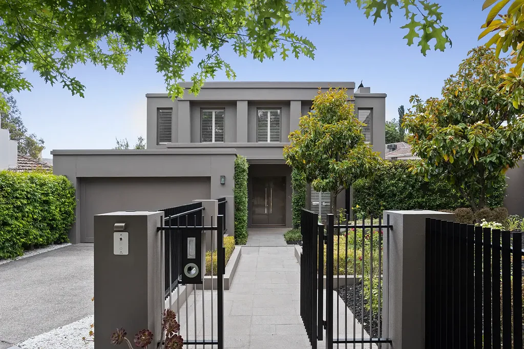 8 Moonbria Avenue, Kew, VIC 3101
