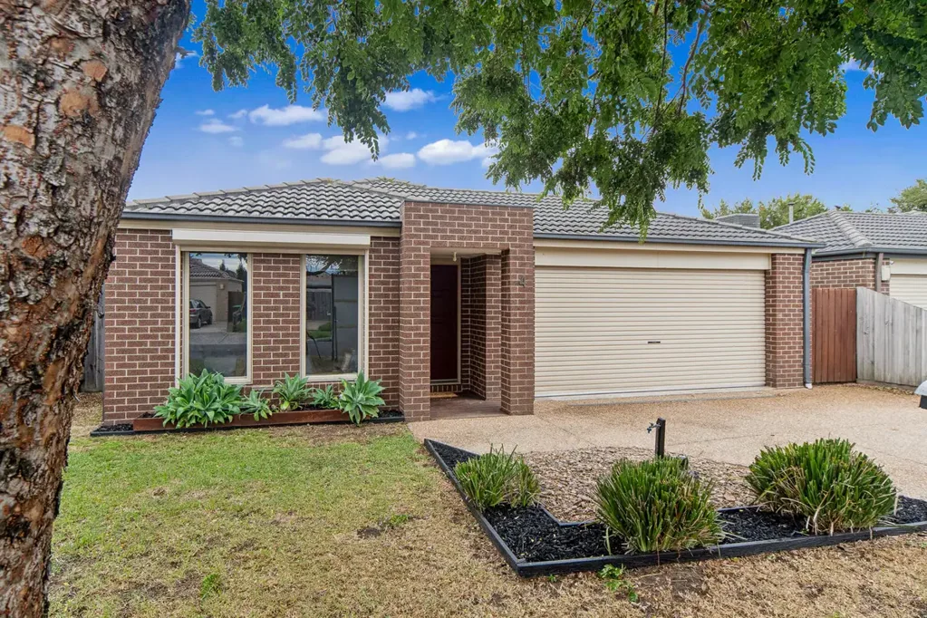 4 Omega Street, Carrum Downs, VIC 3201