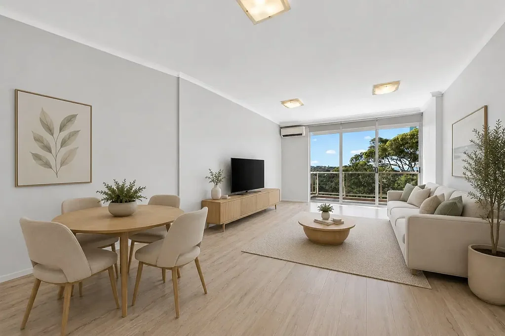 Maroubra 2房 安全建筑内 东北角位置 明亮现代 开放式布局 宽敞阳台 低维护生活 现代装修 安全入口 值得停车 位于中心 距离便利 Bright & Stylish North-East Facing Apartment in 'The Arch' Building