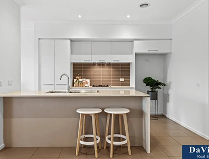 26 Barrier Reef Circuit, Endeavour Hills, VIC 3802, 4 ਕਮਰੇ, 2 ਬਾਥਰੂਮ, House