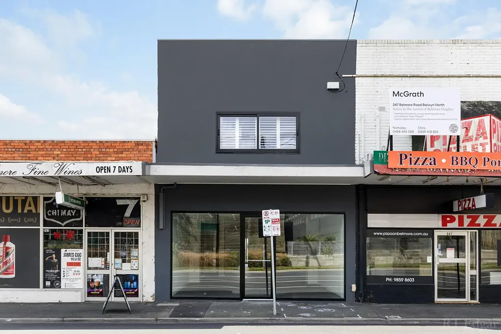 Balwyn North 3Phòng ngủ Retail Space and 3 Bedroom Apartment in the Balwyn High School Zone