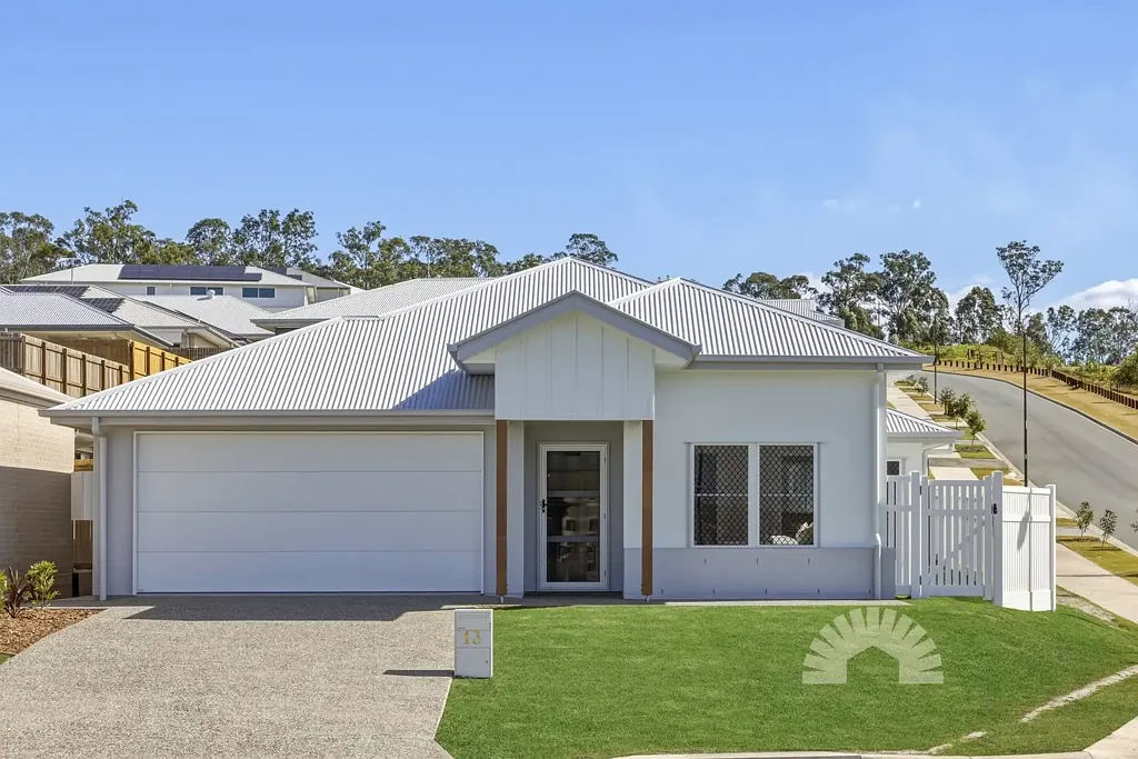 Narangba 5બેડરૂમ Brand-New Narangba Home with Dual-Living Potential