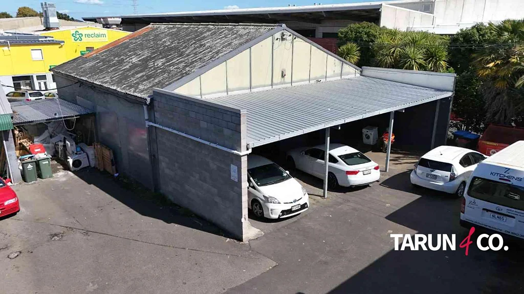 Penrose Affordable Warehouse Space in Penrose!