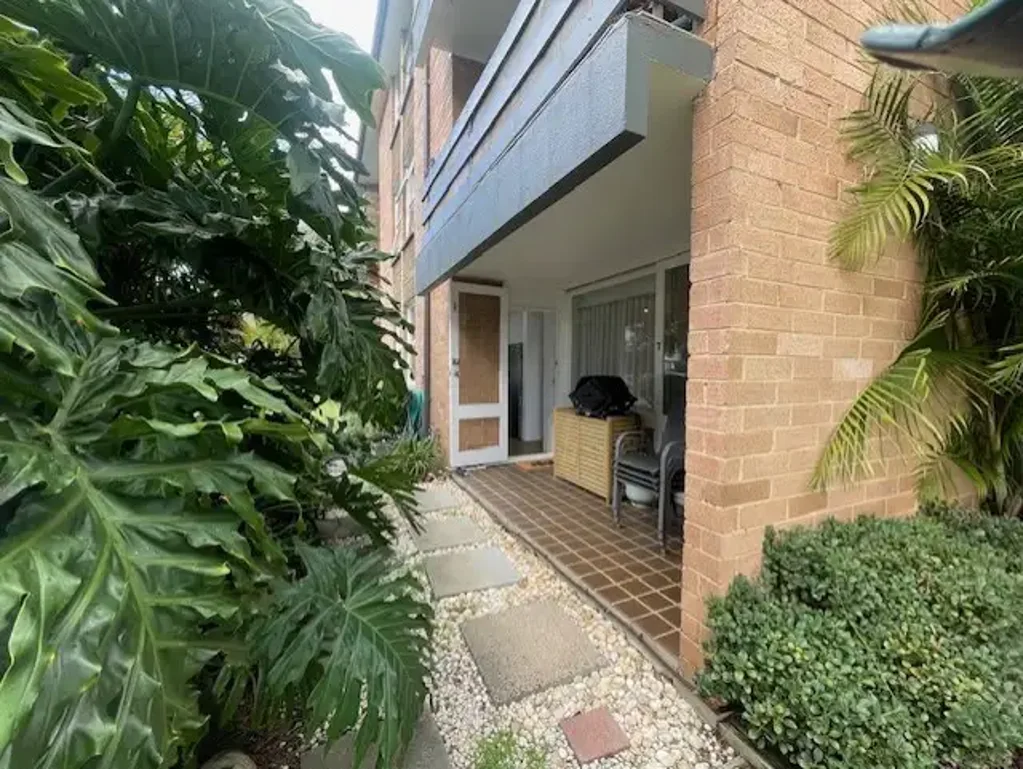 Lake Views, Style and Convenience - Furnished or Unfurnished!