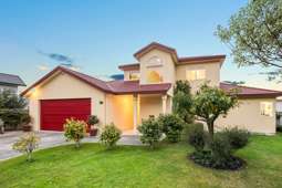 112 Eskdale Road, Papakowhai