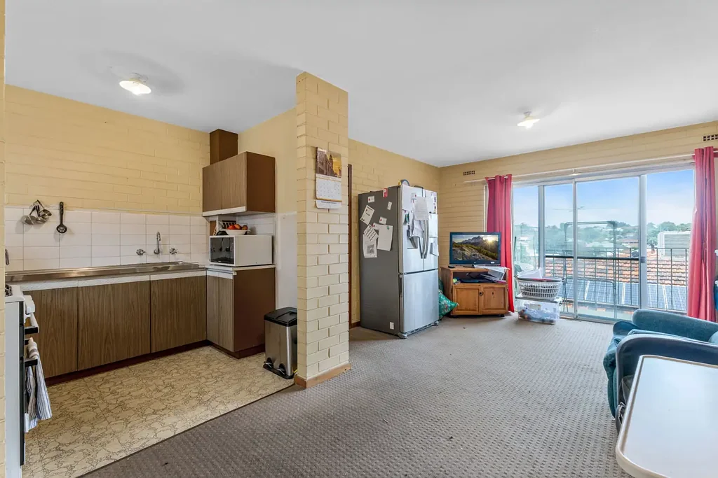 Spearwood 1房  BUY NOW! PRICES ARE GOING UP!