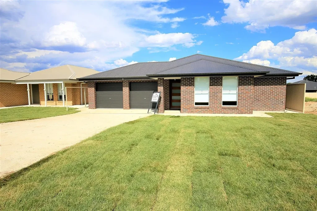 EGLINTON FAMILY HOME!