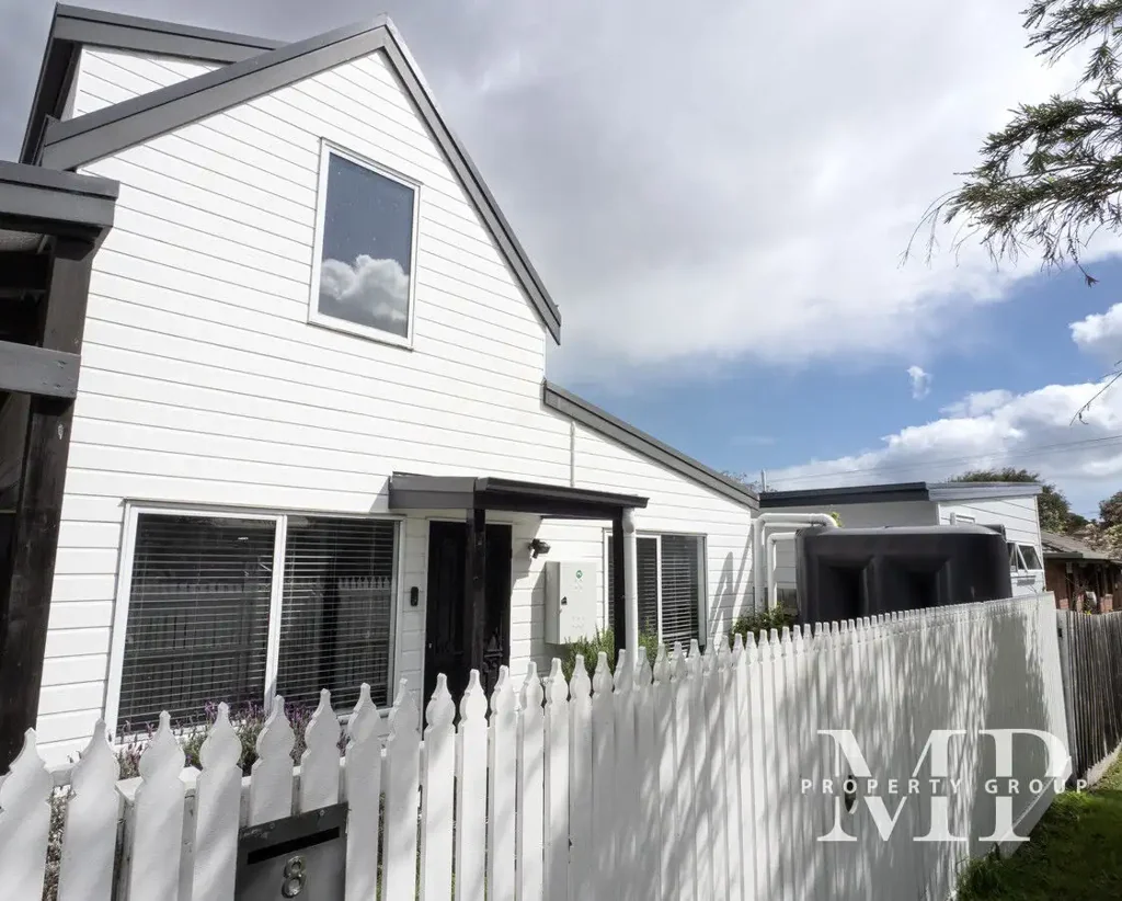 Coastal Retreat in Rosebud
