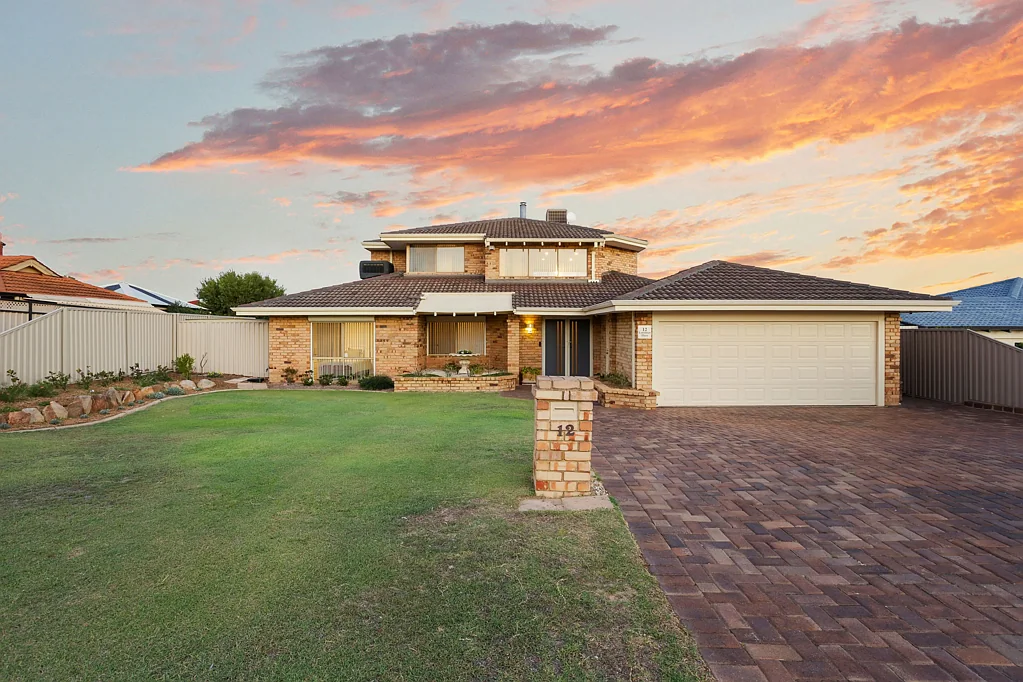 12 Lorrimar Place, Murdoch, WA 6150