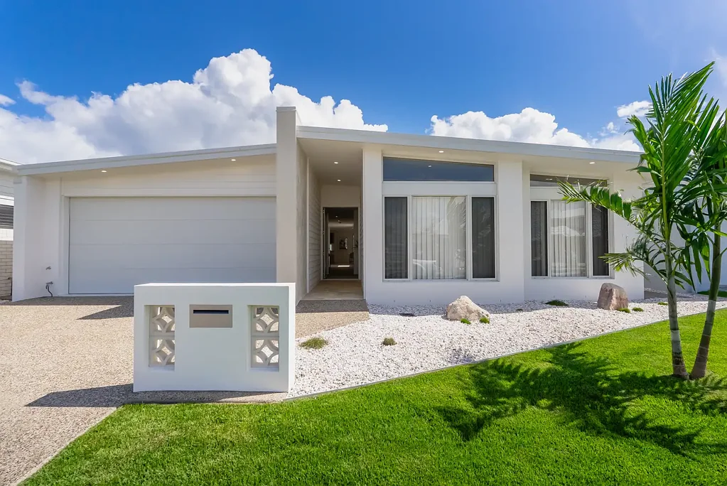 11 Cato Drive, Pelican Waters, QLD 4551