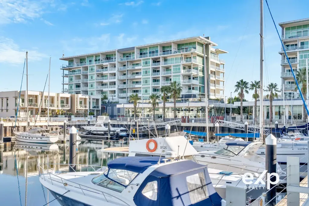 New Port 1બેડરૂમ Stylish, Light-Filled & Built for Easy Living
