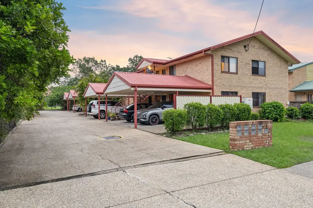 8/6 Rogers Crescent, Caboolture, QLD 4510