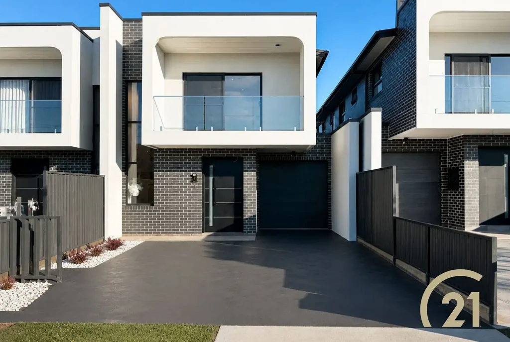 Brand New Luxury Duplex in Prime Fairfield Heights Location