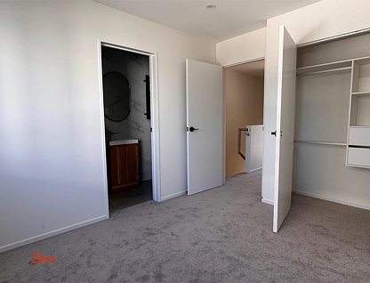62 Triangle Road, Massey, Waitakere City, 2房, 2浴, 整租独立别墅
