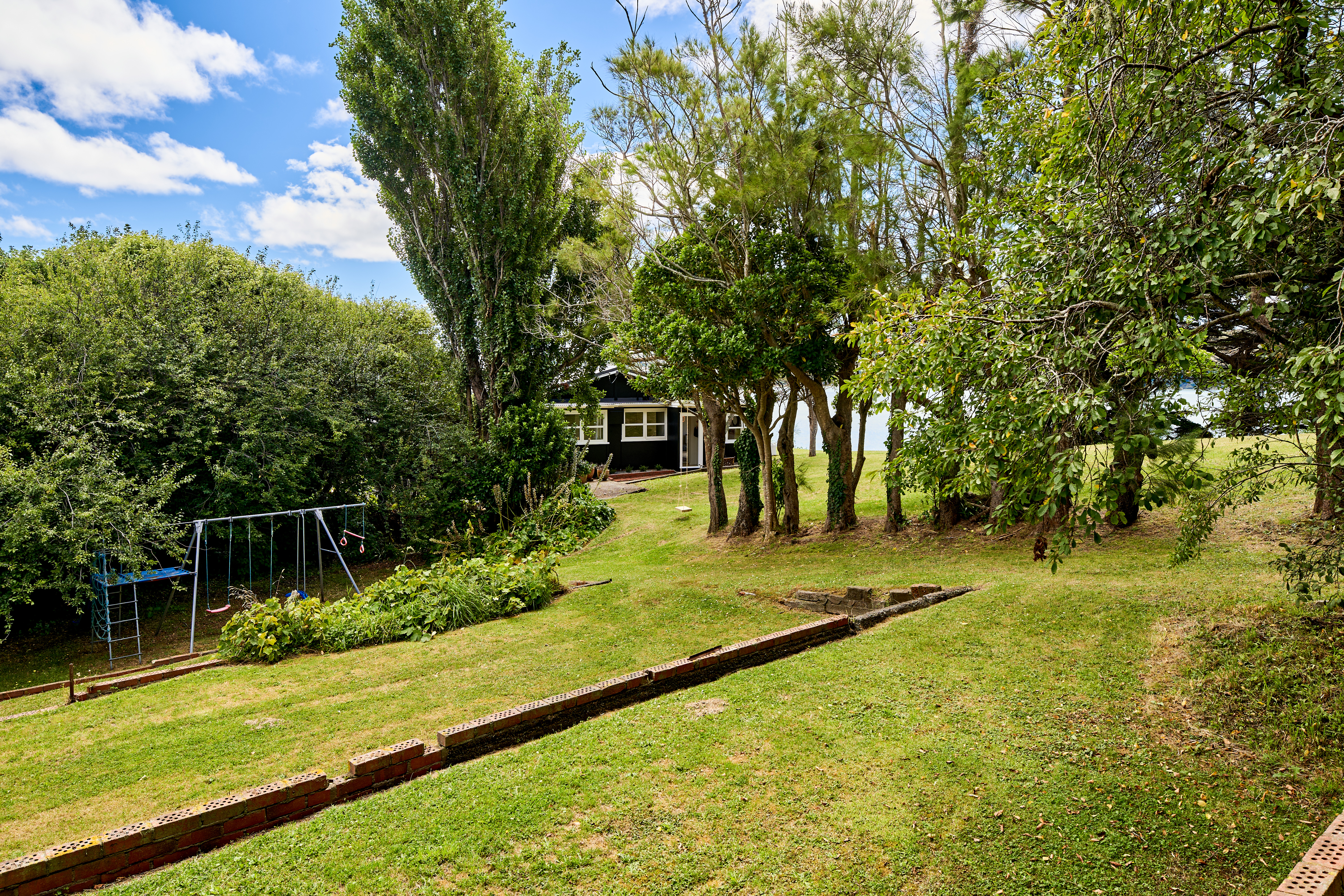 300a Paremata Road, Whitby, Porirua, 5 Bedrooms, 0 Bathrooms