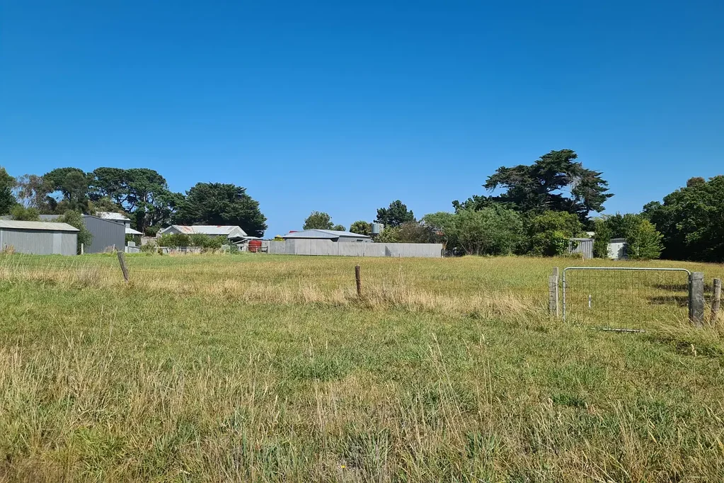Tarraville  Your Blank Country Coastal Canvas on 1,000sqm in Peaceful Tarraville!