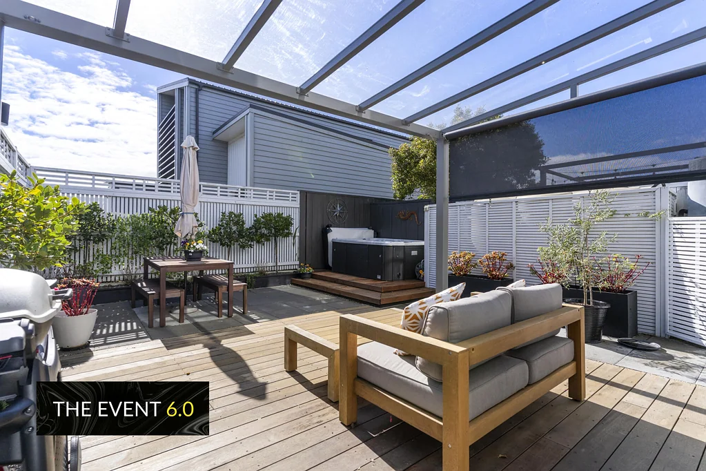 Hobsonville 4房  Catalina Bay. North-facing. 2 Living Areas.