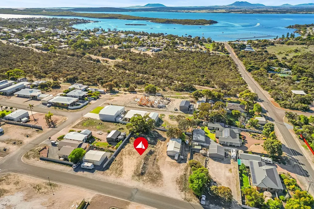 Coffin Bay Spacious Coastal Allotment