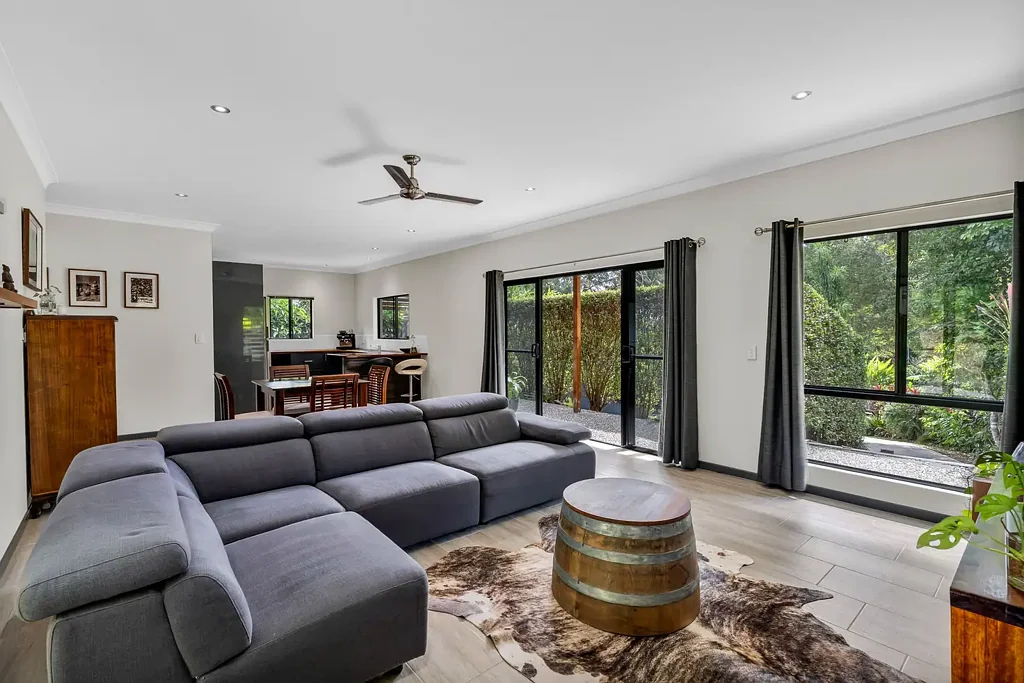 Kuranda 2 Bedroom NEAT AS PIN - 8 YEARS YOUNG