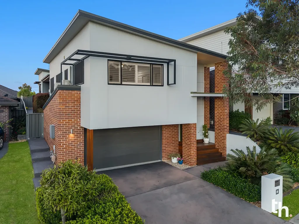 Macquarie Hills 4房  Stylish, Low Maintenance Living in Popular Locale