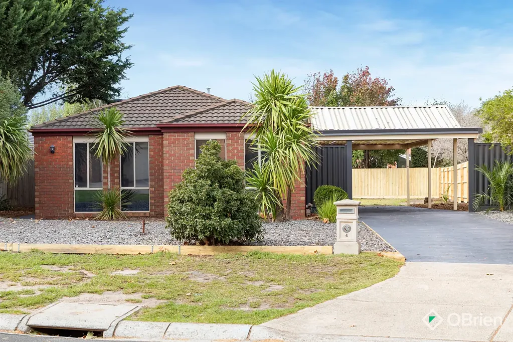 3 Bedroom Family Home!